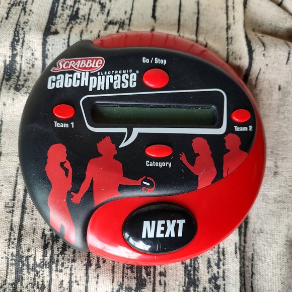 Scrabble CATCH PHRASE Electronic Game 2012 Hasbro Parker Brothers Red & Black - Picture 1 of 4